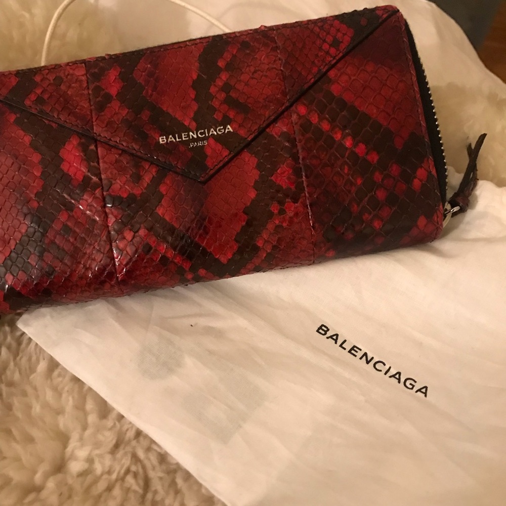 🆕 Balenciaga Python Continental Wallet ✨✨ - Picture 2 of 7